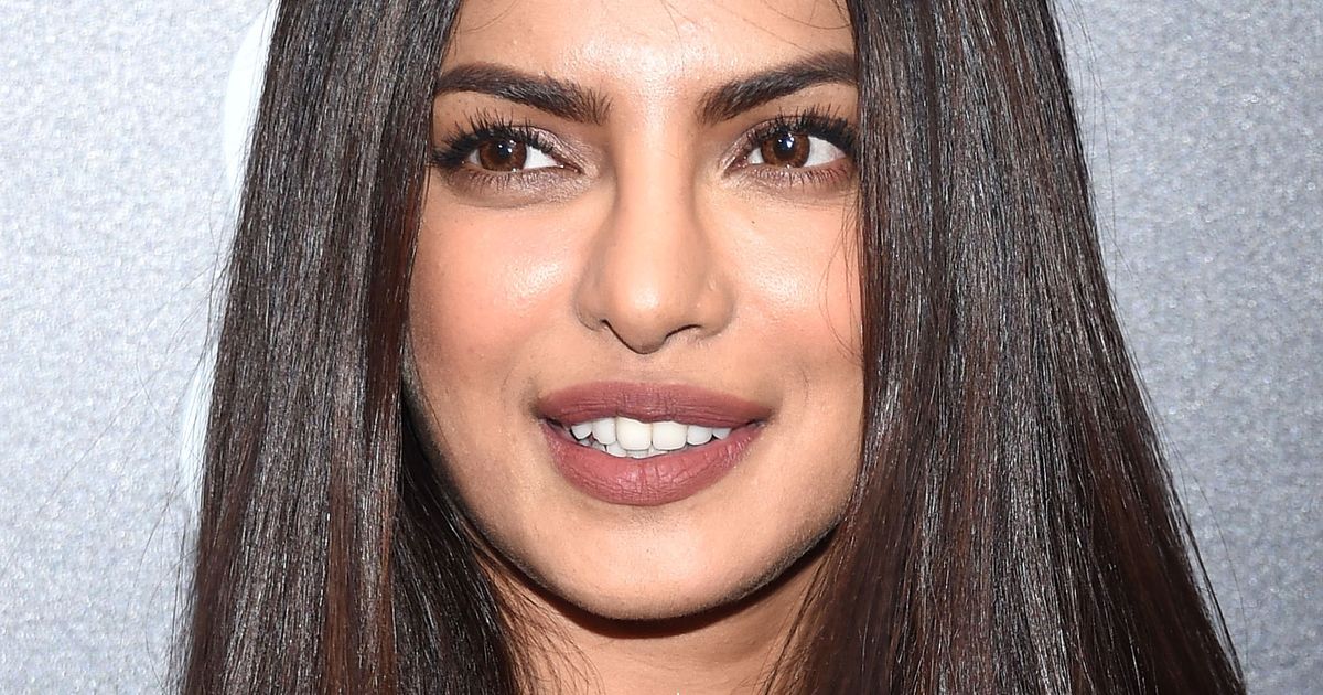 1200px x 630px - Priyanka Chopra Doesn't Like Being Called a Woman of Color