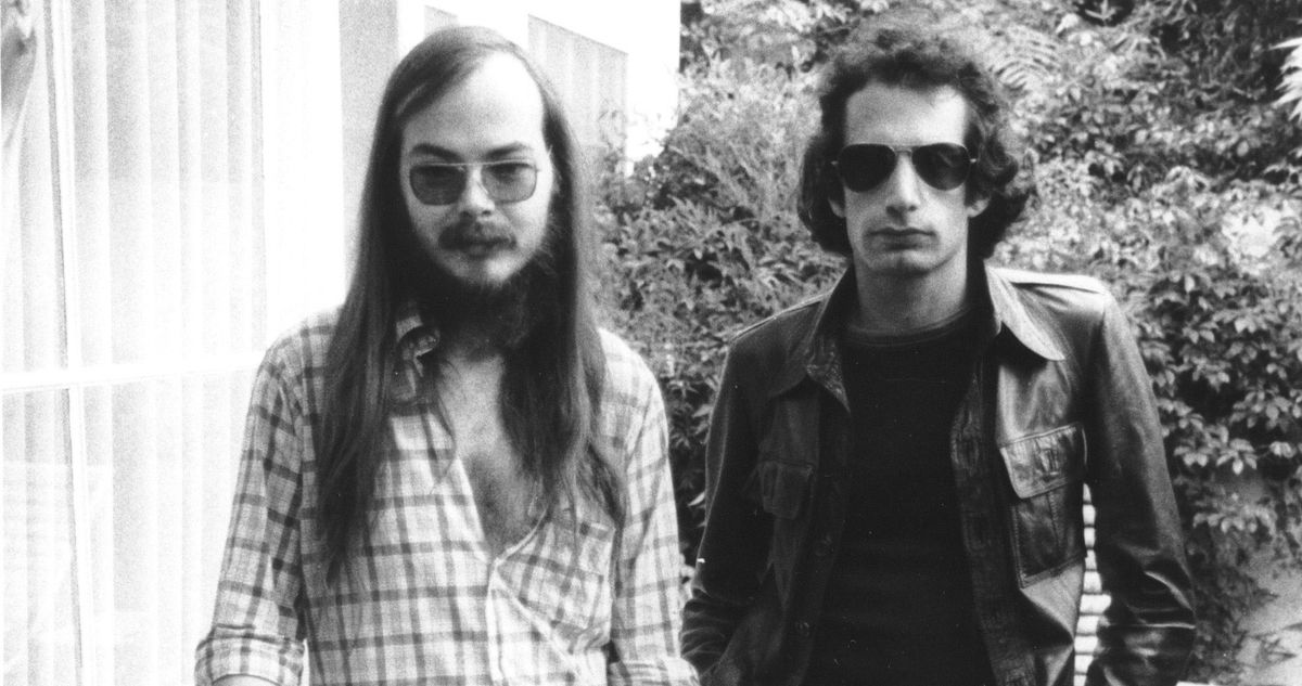 Steely Dan & Donald Fagen Drop Schlitz Beer Jingle Song - Vimarsana News