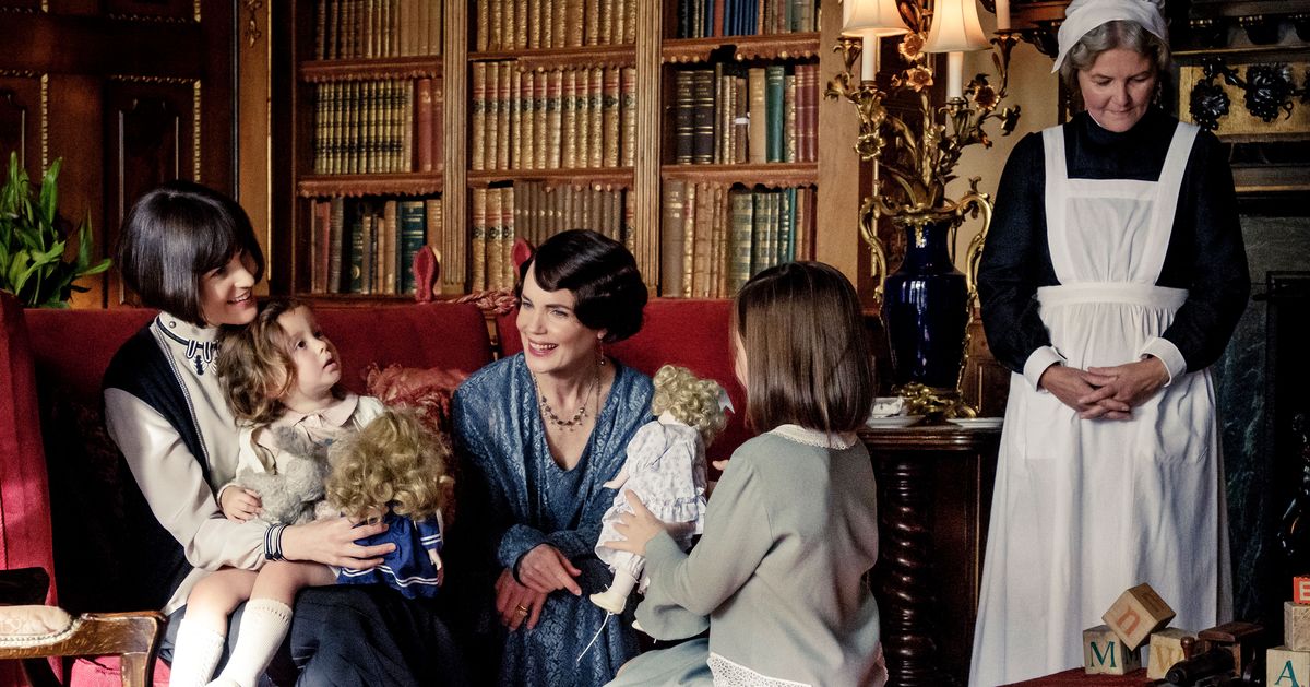 Downton Abbey Movie Interview All About the Wigs