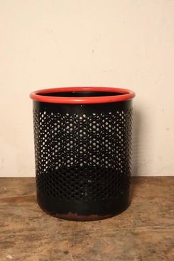 Cribbio 1980s Waste Basket