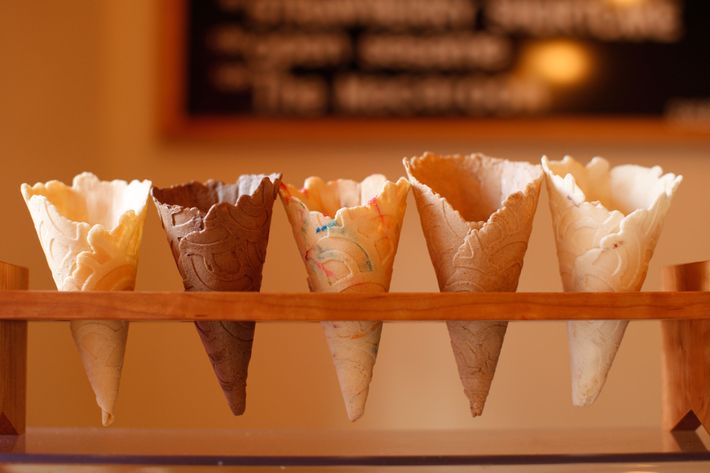 Konery cones: Vanilla, Chocolate, Birthday, Cinnamon Sugar, and Toasted Coconut.