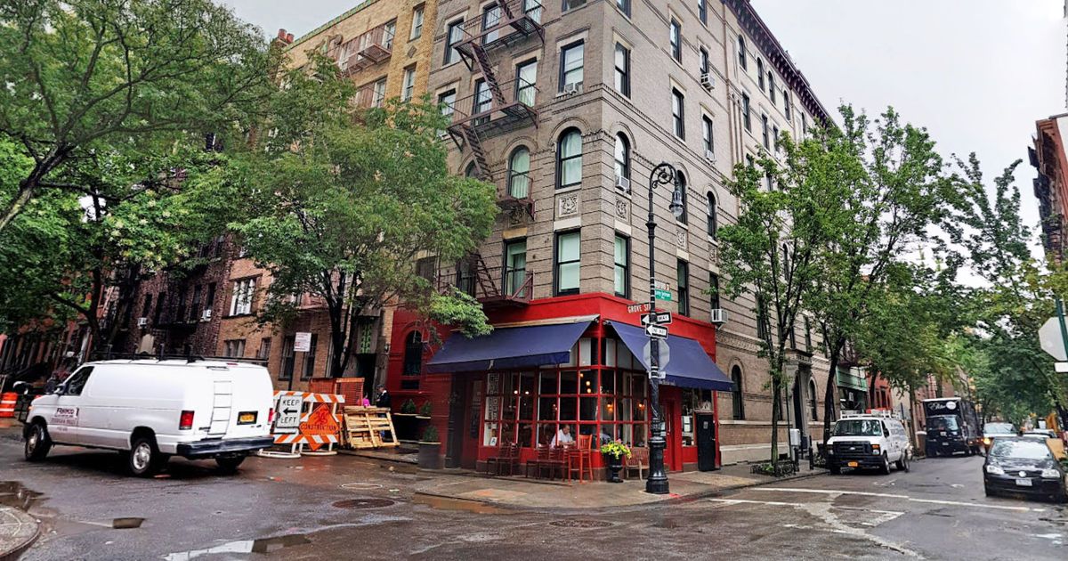 Friends Apartment Building in New York