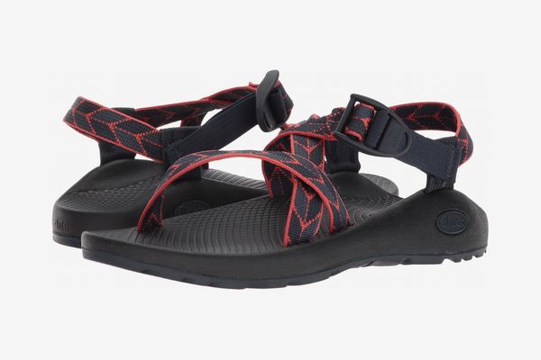 Best Hiking Sandals for Men and Women 