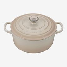 Le Creuset 5.5 Quart Dutch Oven, Meringue