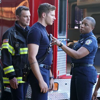 9-1-1 - Season 6 - Prime Video