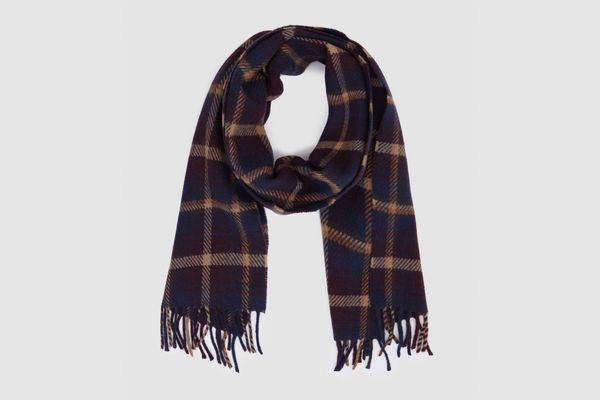 A.P.C. Guillaume Scarf in Bordeaux