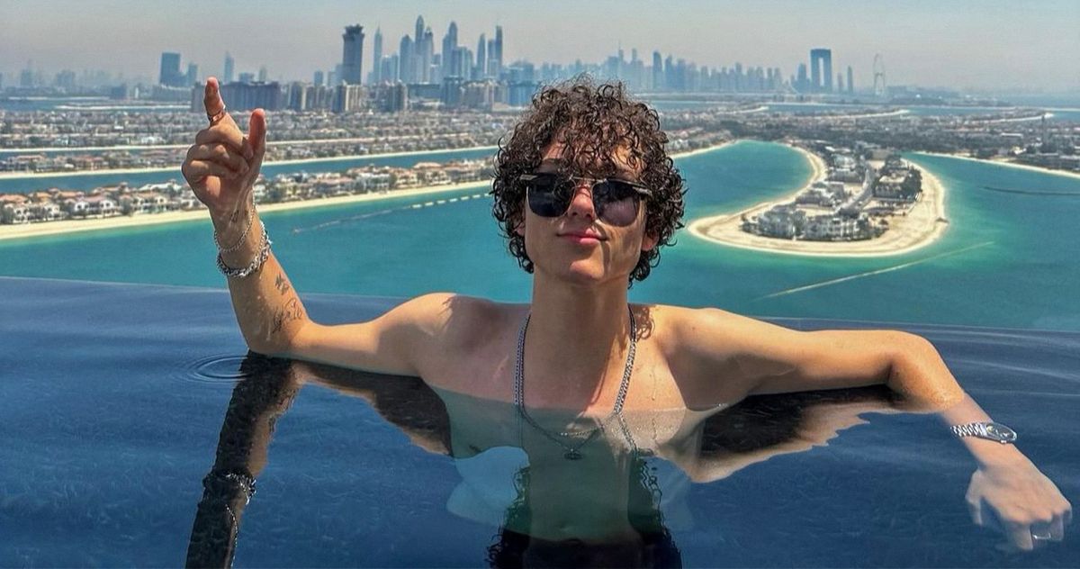 It was the summer of 2023, and Matt Bergwall, a skinny 21-year-old University of Miami student, was lounging in an infinity pool in Dubai. Beside him 