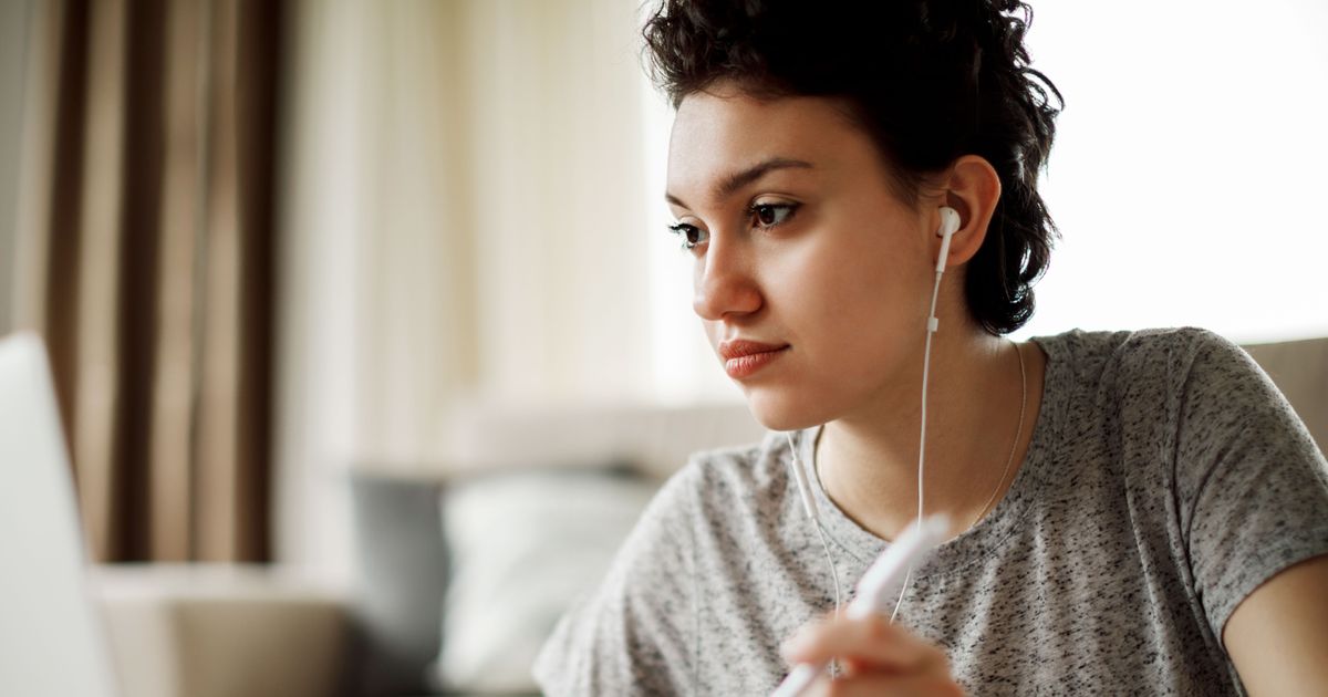 How To Look Better During Zoom Video Calls How To Look Better During Zoom Video Calls