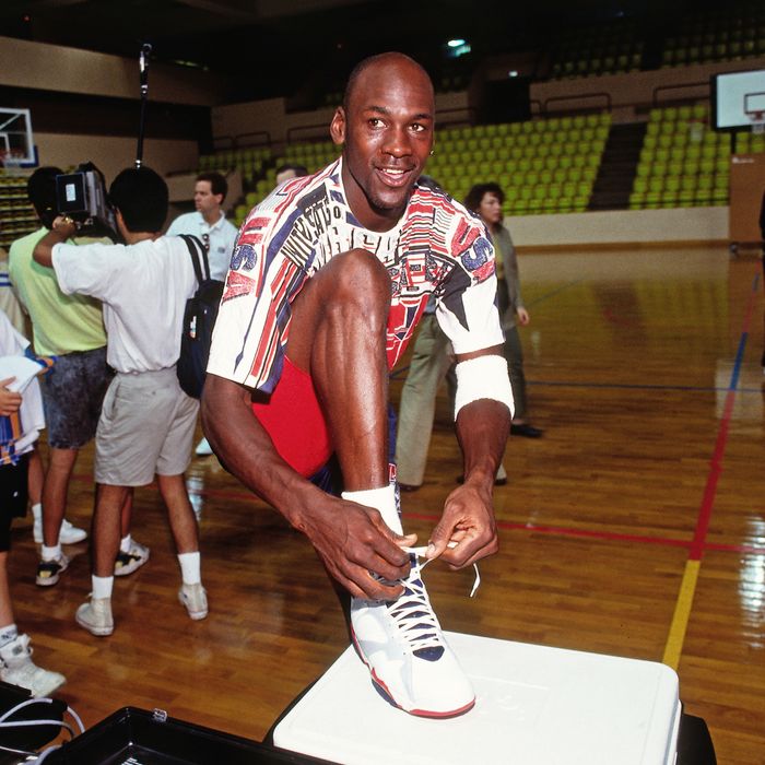 scottie pippen wearing jordans