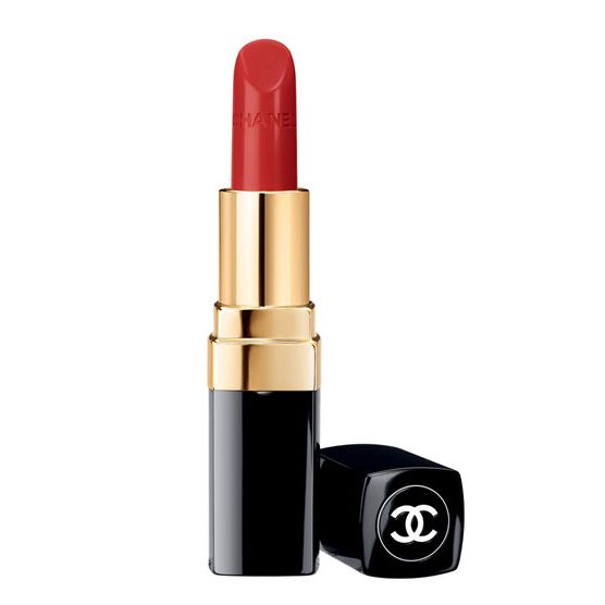 chanel bright red lipstick