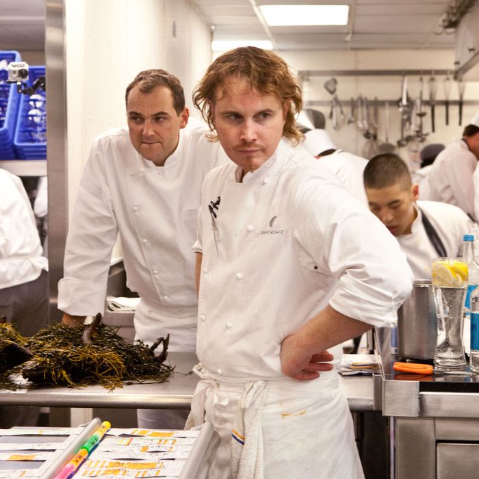 https://pyxis.nymag.com/v1/imgs/df2/43c/9caa2de8cfe395f34d9568cfaef1f38146-28-alinea-emp-daniel-humm-grant-achatz.jpg