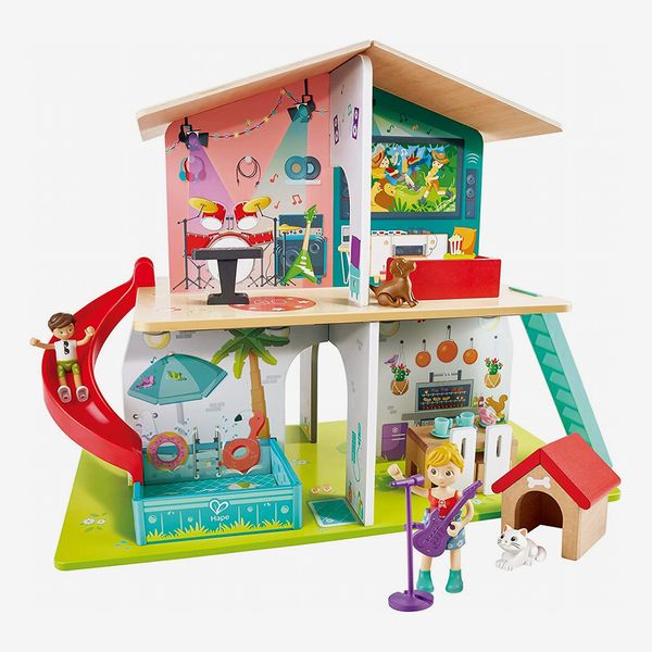 Best dollhouse for store barbies