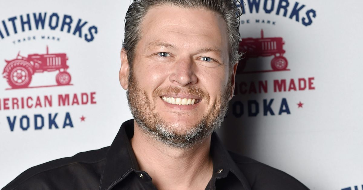 Blake Shelton Would Really Rather Not Talk About How He Might Be Voting for  Trump