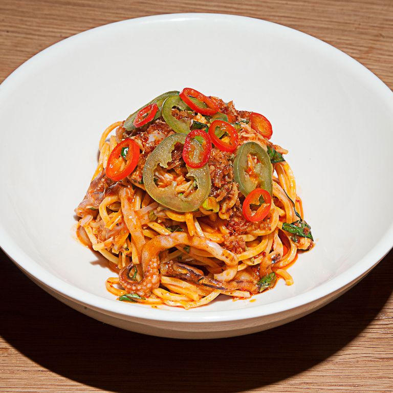 奇塔拉配鱿鱼，XO酱和辣椒。