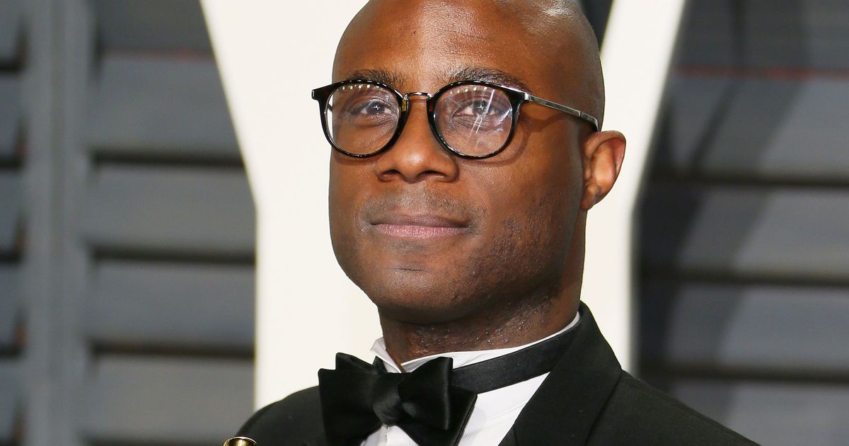 巴里詹金斯 (Barry Jenkins) 透露了他的經歷月光如果沒有的話，最佳影片演講就會獲得愛樂之城混淆