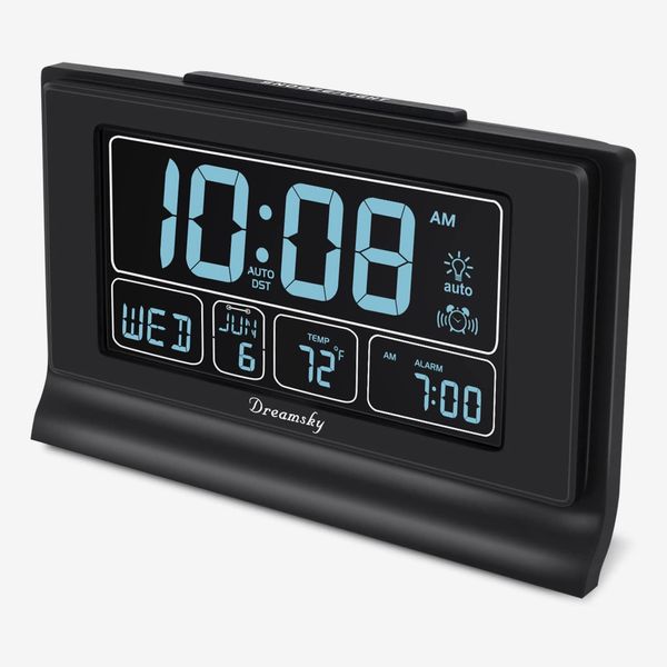 Alarm Clocks for Bedrooms,Easy to Set Shinea Digital Alarm Clock Radio with FM Radio,4.7 Inch LED Display,Dual USB Charging Ports,Adjustable Volume,Brightness Dimmer,Temperature Display 