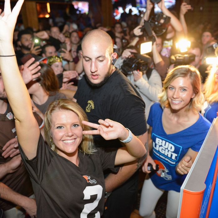 Browns fans to get free beer when team finally wins a game