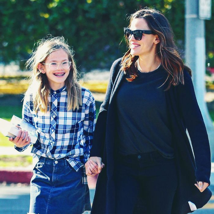 Jennifer Garner and Her Daughter Almost Lost at Sea