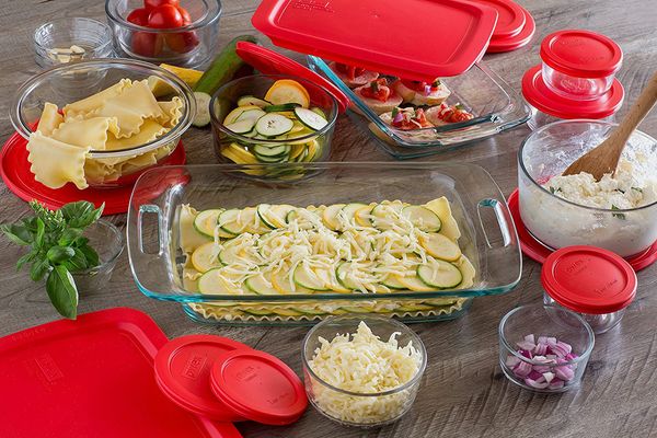 Pyrex Easy Grab 28-Piece Glass Bakeware and Food Storage Set