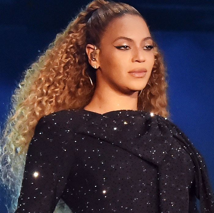 Why Beyoncé and Jay-Z's Album Didn't Debut at No. 1