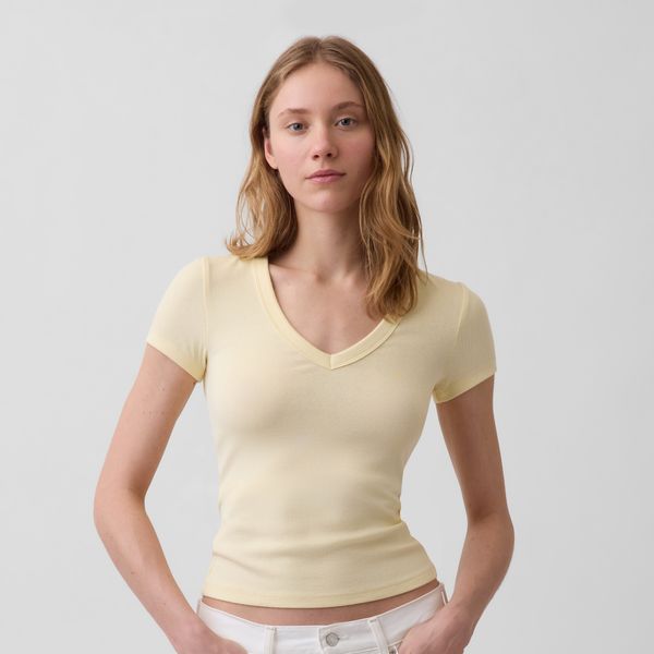 Gap Modern V-Neck T-Shirt