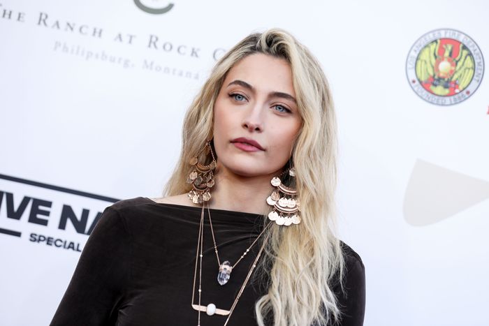 https://pyxis.nymag.com/v1/imgs/e11/88f/be6a8a9db2bbae1fc17e54f487916bcb41-paris-jackson.rhorizontal.w700.jpg