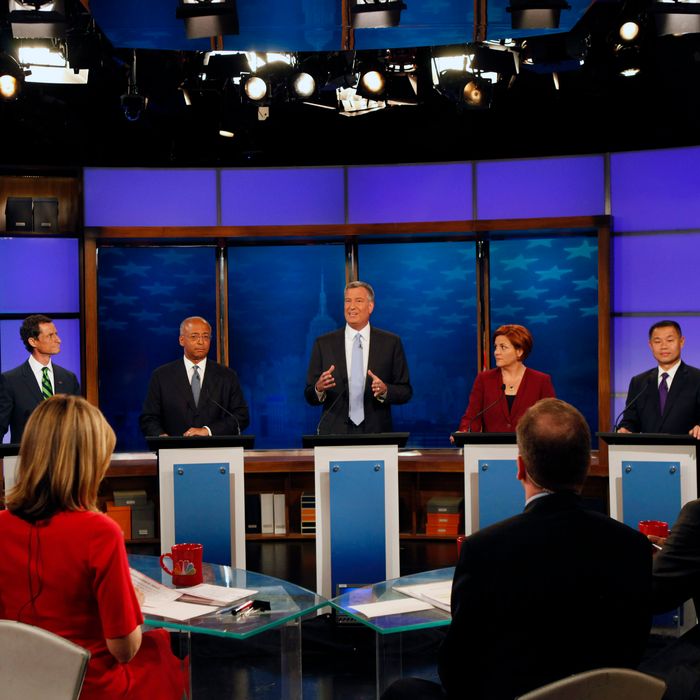 NEW YORK, NY - SEPTEMBER 03: Democratic primary candidates for Mayor of New York City (L - R) Anthony D. Weiner, William C. Thompson Jr., Bill de Blasio, Christine C. Quinn, and John C. Liu face off in the final debate one week before the primary on September 3, 2013 in New York City. Residents go to the polls September 10 for the primary election. (Photo by Andrew Hinderaker-Pool/Getty Images)