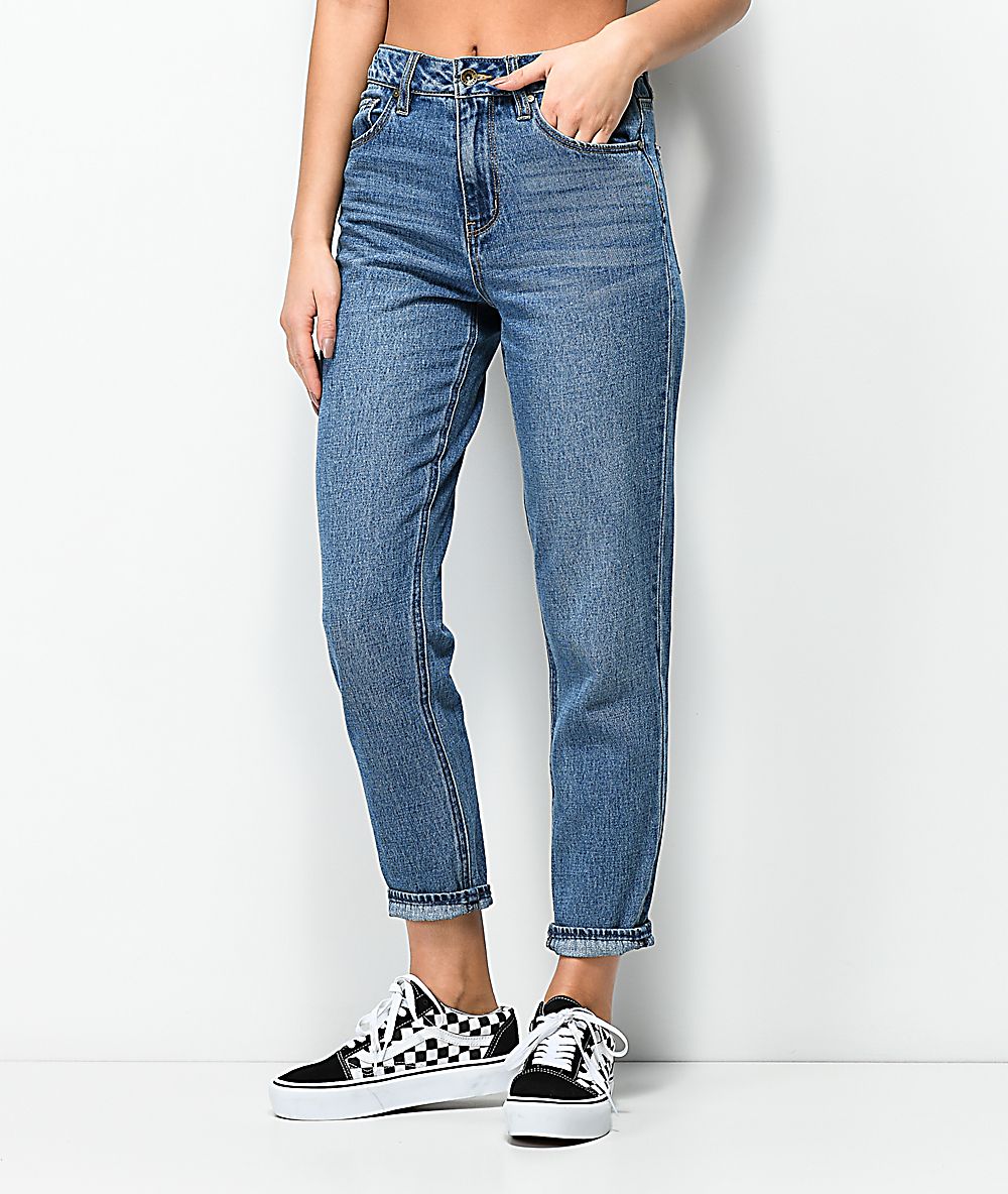 Get to Know: Mom Jeans for Women - #AEJeans