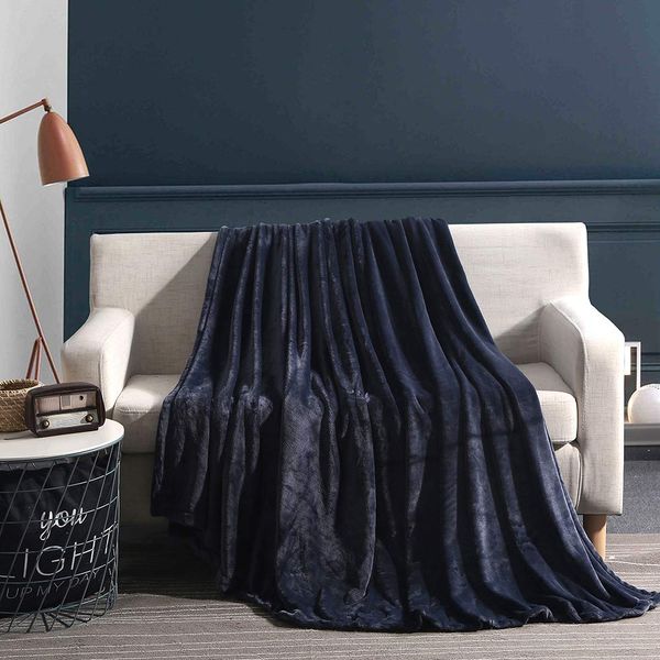 HZYDD Queen Flannel Fleece Blanket,Breathable Sherpa Bed Blanket Super Soft Warm Fuzzy Rectangular Embossed Throw Blanket Antistatic-deep Blue Queen
