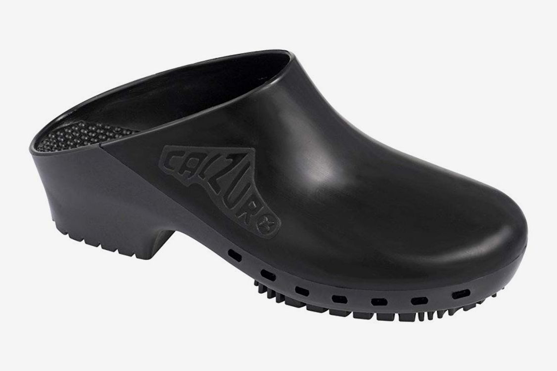 The Most Comfortable Clogs for Standing: Calzuro Review 2019