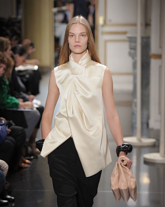 Celine - Runway RTW - Spring 2013 - Paris Fashion Week