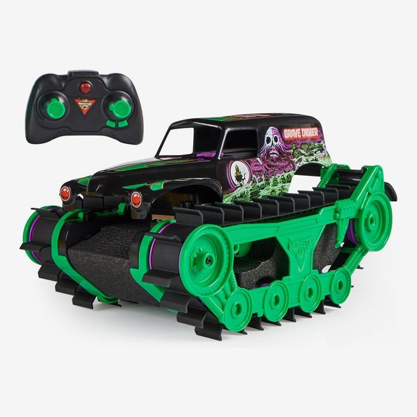 Monster Jam, Official Grave Digger Trax All-Terrain Remote Control Outdoor Vehicle