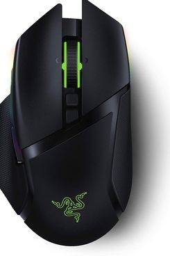 Razer Basilisk Ultimate Wireless Optical Gaming Mouse With HyperSpeed Technology and Charging Dock
