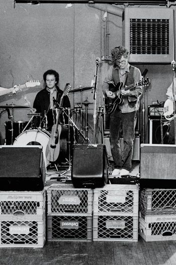 The Feelies’ soundcheck, 1986.