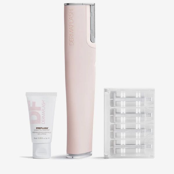 Dermaflash Luxe+ Advanced Sonic Dermaplaning and Peach-Fuzz Removal