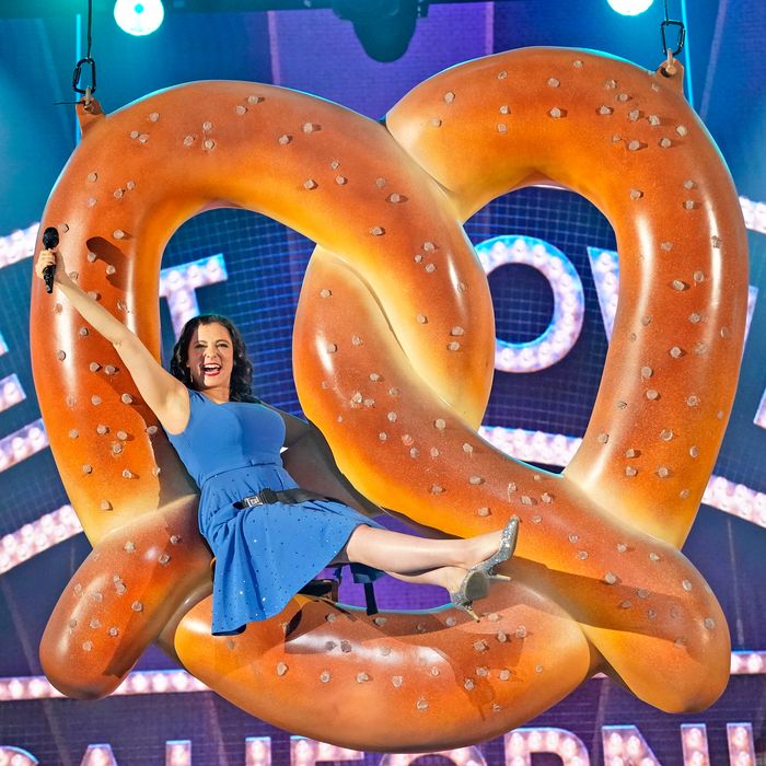 Crazy Ex-Girlfriend Inside the Finale and Concert Special image