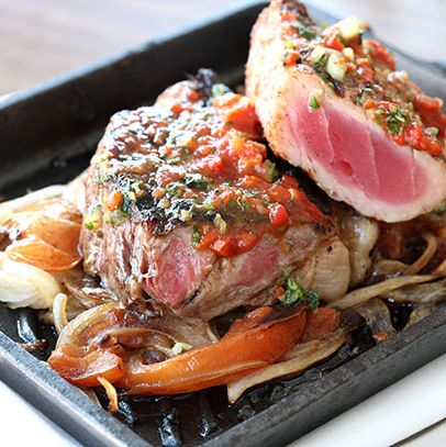 干熟牛排和大西洋鲑鱼。