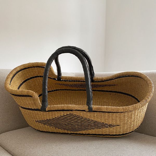 Beiige Grab and Go Basket