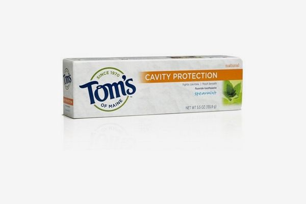 Tom's of Maine Natural Toothpaste with Baking Soda and Fluoride