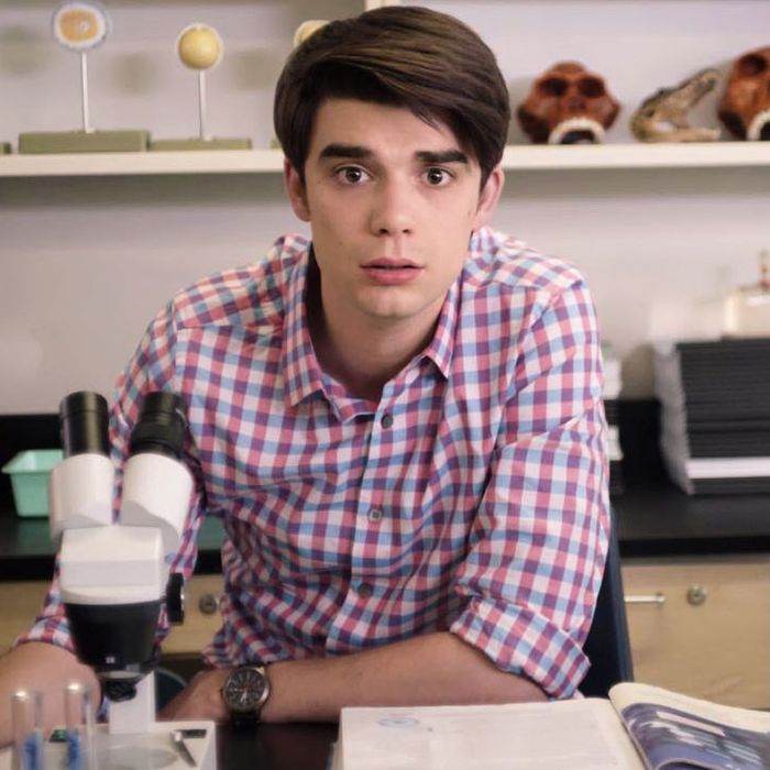 Alex Strangelove Review