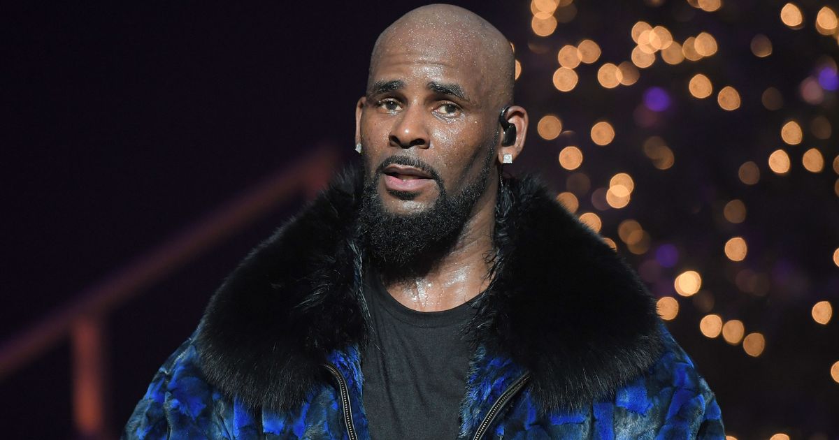 兩名新的 R. Kelly 指控者詳細描述了騷擾行為：“你沒有自由在房子裡走動”