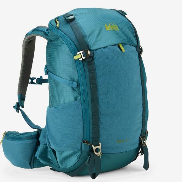 rei womens trail pack bluegreen The 29 Best Deals From REI’s Labor Day Sale