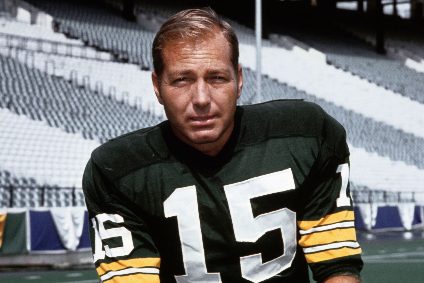 Bart Starr's back injuries due to 'brutal' hazing beating, says wife, Green Bay Packers