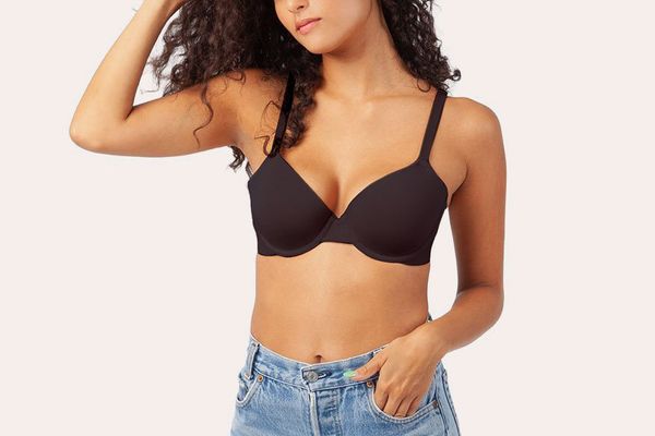 Buy LIVELY The Lace Strapless Bra - Beige At 25% Off