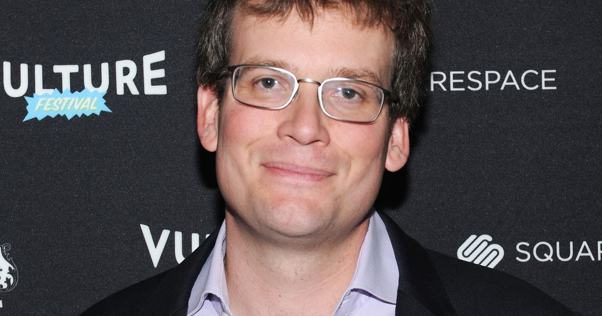 John Green Knows He Shouldn’t Have Used the ‘R-word’ in Paper Towns