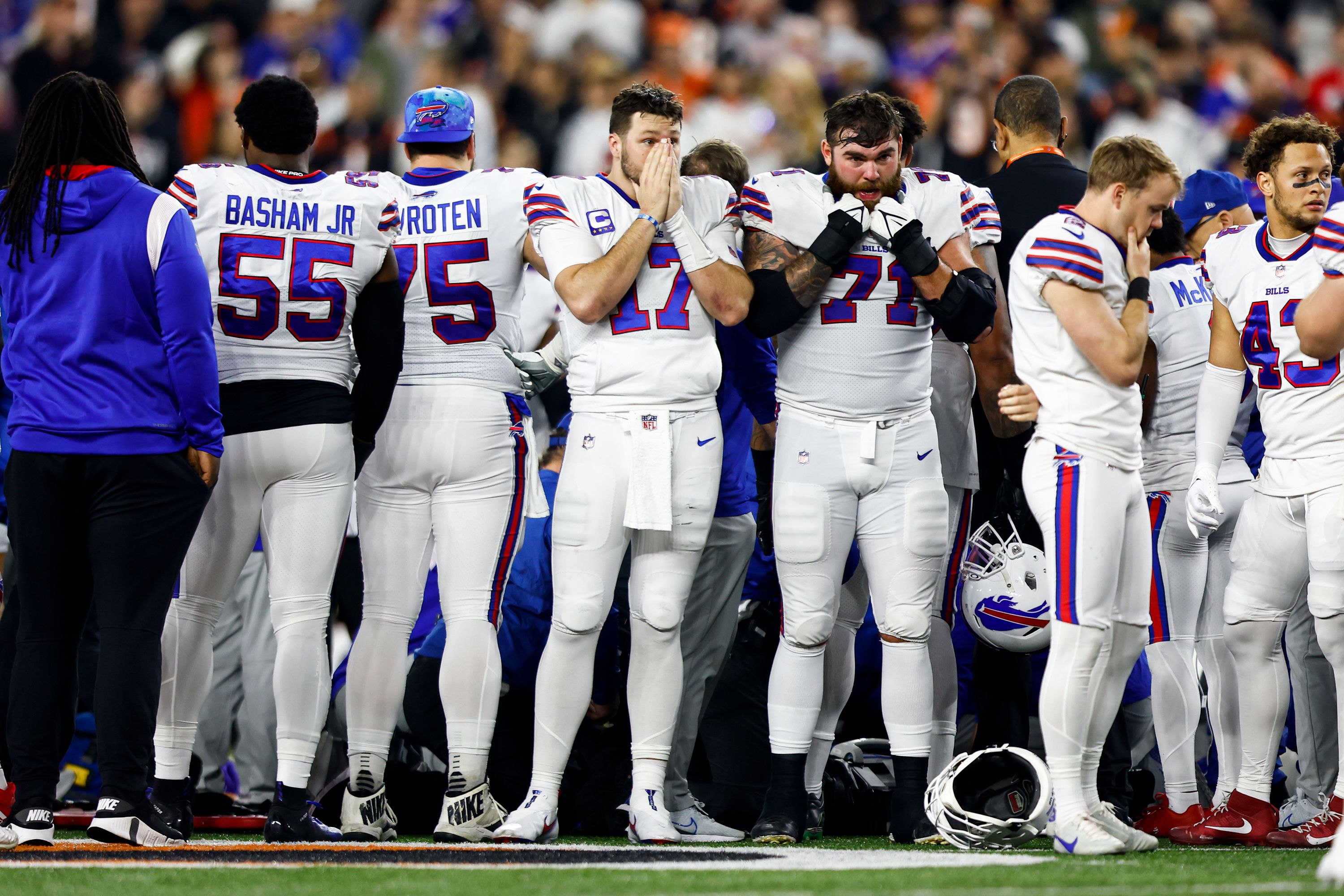 NFL denies ESPN's 'five minutes' report after Bills' Damar Hamlin