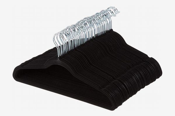 AmazonBasics Velvet Suit Hangers (Pack of 50)