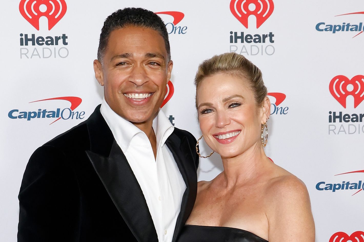 Amy Robach and T.J. Holmes Have Been Engaged For a Month