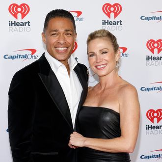 Amy Robach and T.J. Holmes Have Been Engaged for a Month
