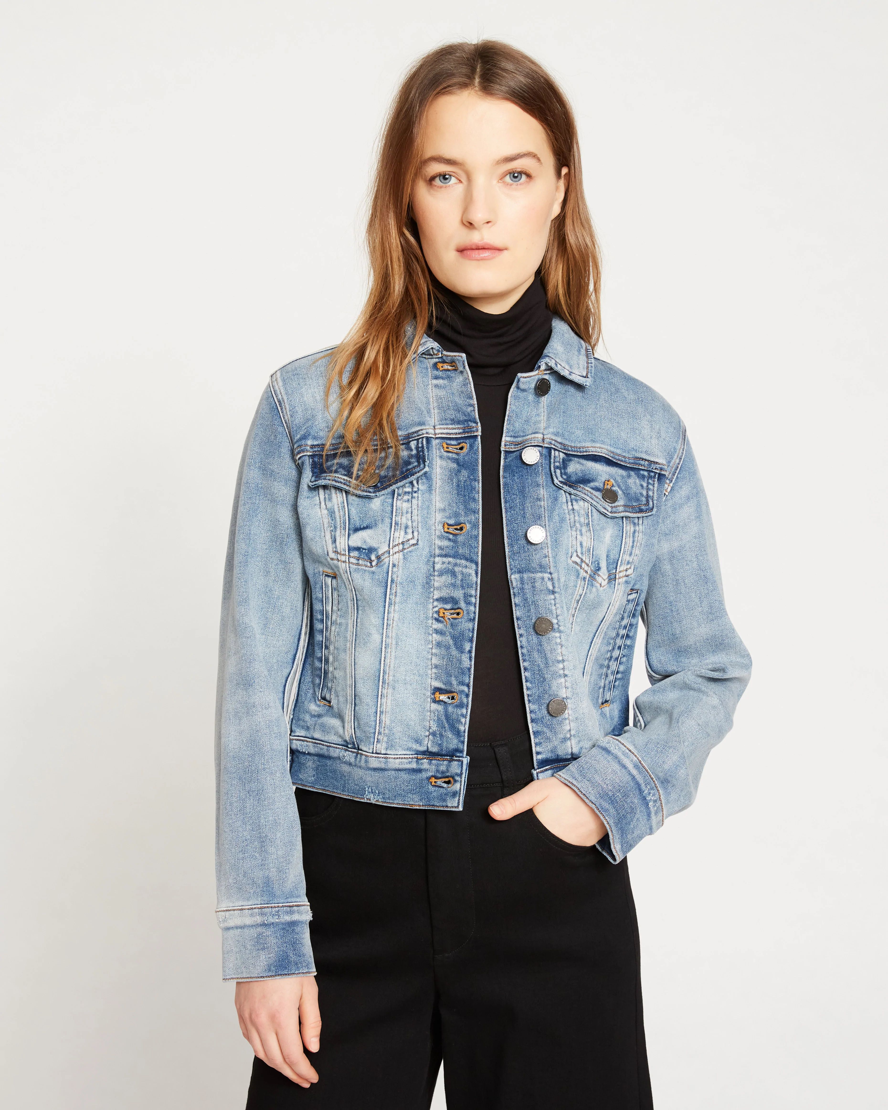 Amazon.com: FAVIPT Womens Crop Top Denim Jackets Classic Lapel Button Up  Long Sleeve Classic Jean Jacket Loose Casual Trucker Jacket : Sports &  Outdoors